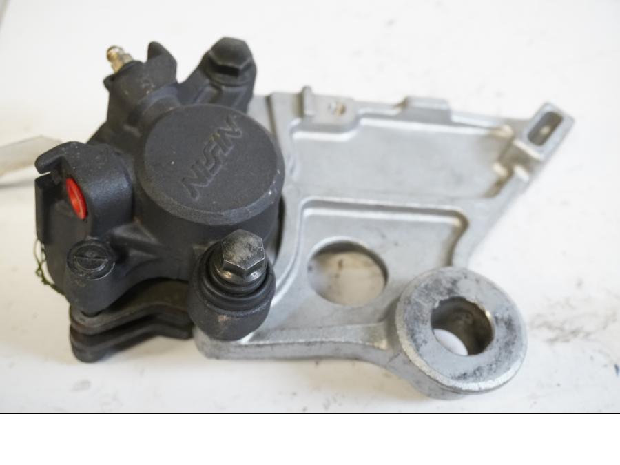 Framsidan på Bromsok från en Honda CBR 900 RR -1992 motorcykel.