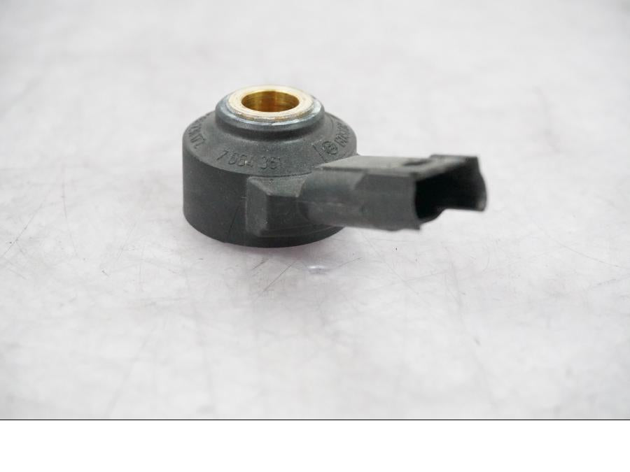 Baksidan på Knacksensor från en BMW R 1250 GSA -2021 motorcykel.