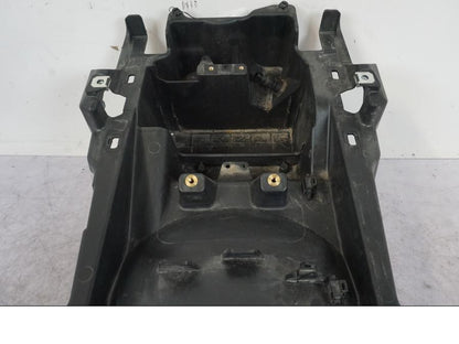 Extrabild3 på Undertail från en BMW K 1600 GTL -2015 motorcykel.