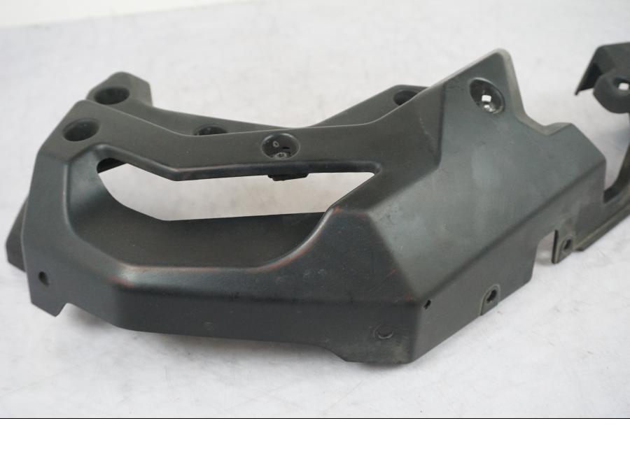 Höger sida på Magkåpa från en Yamaha MT 125 -2017 motorcykel.