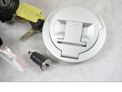 Höger sida på Låssats från en BMW F 800 R -2018 motorcykel.