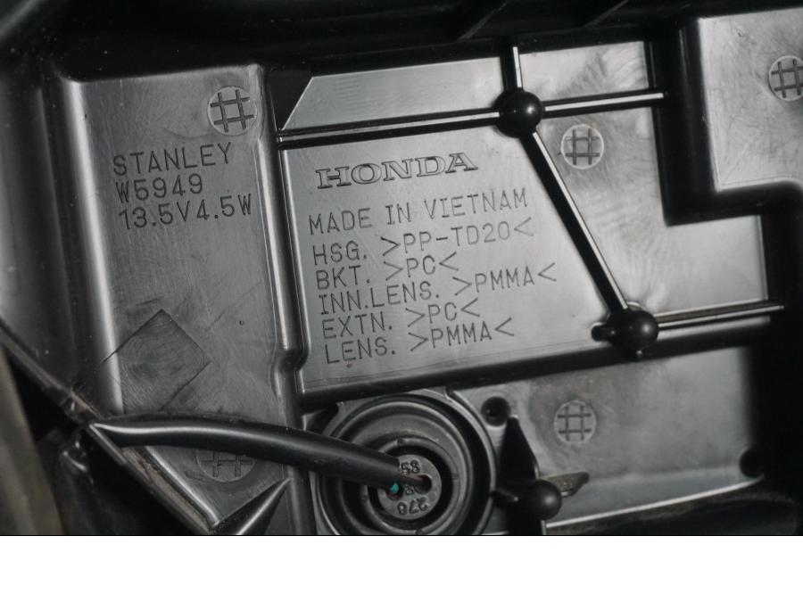 Extrabild2 på Positionsljus från en Honda ANC 125 -2022 scooter.