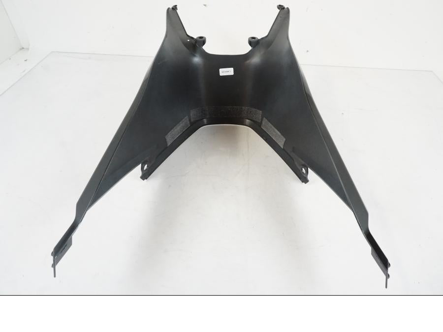 Extrabild2 på Bensintankskåpa från en KTM 1290 Super Duke R EVO -2023 motorcykel.