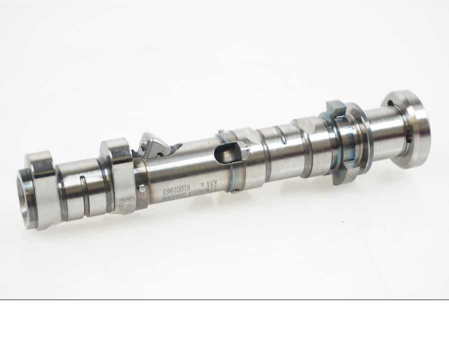 Vänster sida på Kamaxel från en BMW F 850 GS -2019 motorcykel.