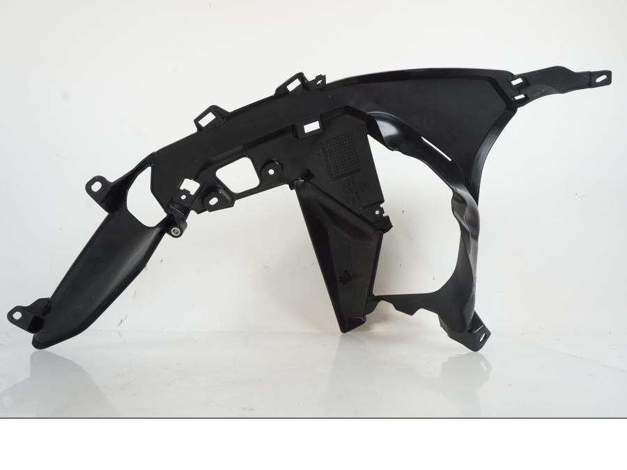 Snett uppifrån på Sidkåpa från en BMW R 1300 GS -2024 motorcykel.