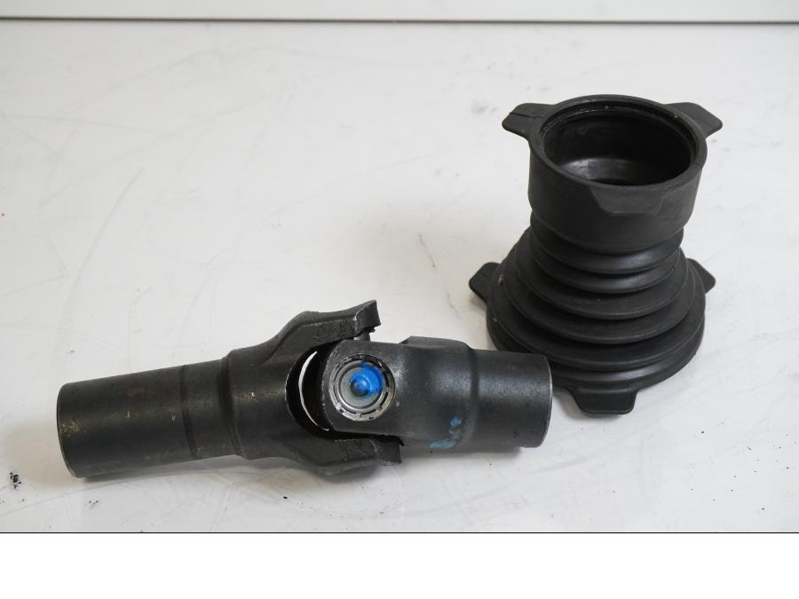 Framsidan på Kardanknut från en Honda GL 1500 -1998 motorcykel.