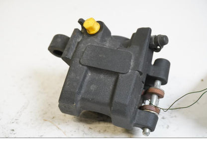 Baksidan på Bromsok från en Yamaha MT-07 Tracer -2016 motorcykel.