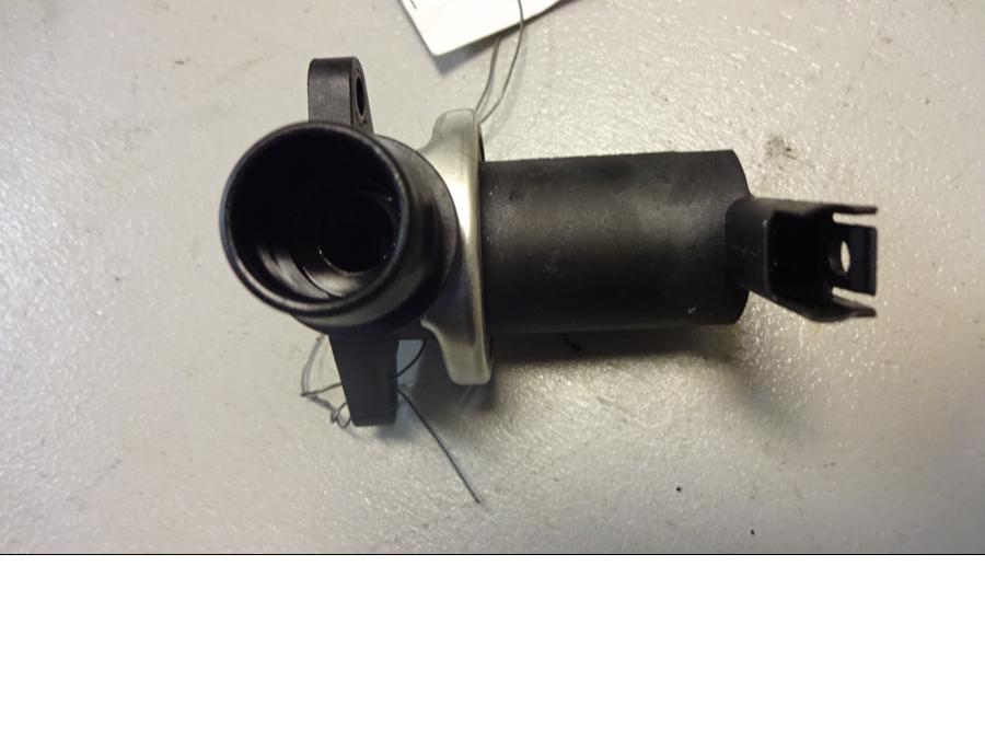 Baksidan på Luftburksventil från en BMW F 800 GT -2015 motorcykel.