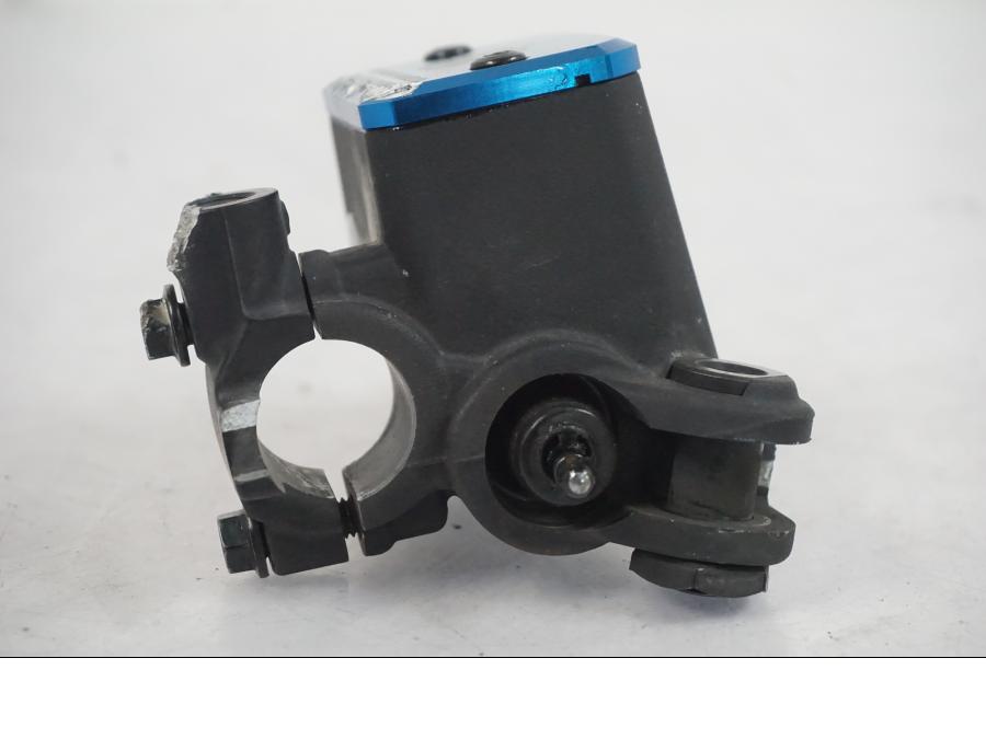 Extrabild1 på Bromshuvudcylinder från en Husqvarna 701 SUPERMOTO ABS -2016 motorcykel.