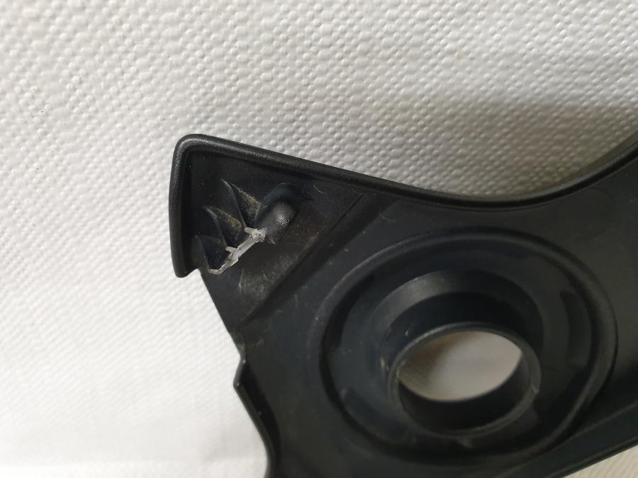 Höger sida på Ramplast från en Kawasaki Z 900 -2020 motorcykel.