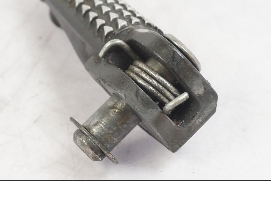 Extrabild1 på Fotpinne från en Kawasaki ZX-10R -2008 motorcykel.