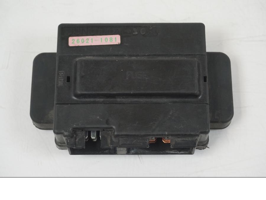 Framsidan på Säkringsbox från en Kawasaki ZZR 1100 -1994 motorcykel.