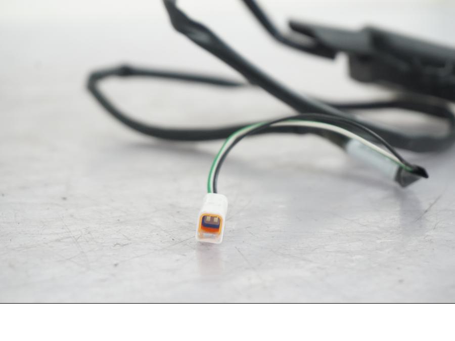 Snett uppifrån på Blinkers LED från en Ducati Multistrada 950 -2020 motorcykel.