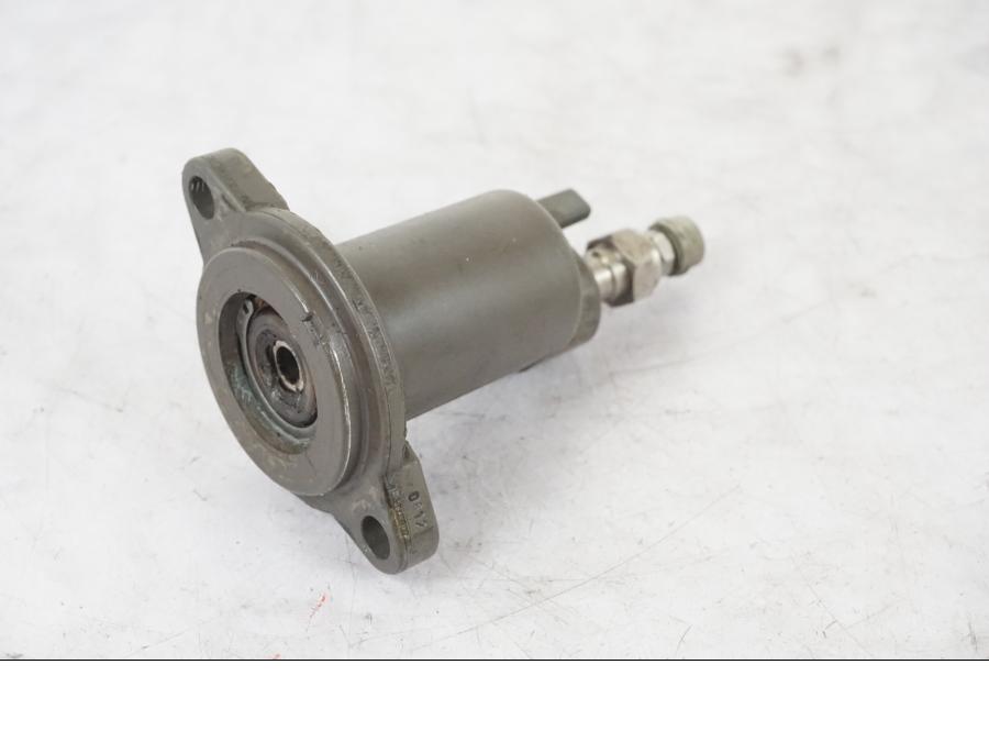 Framsidan på Kopplingslavcylinder från en BMW R 1200 GSA -2012 motorcykel.