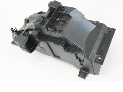 Extrabild5 på Batterihållare från en Yamaha MT-09 -2021 motorcykel.