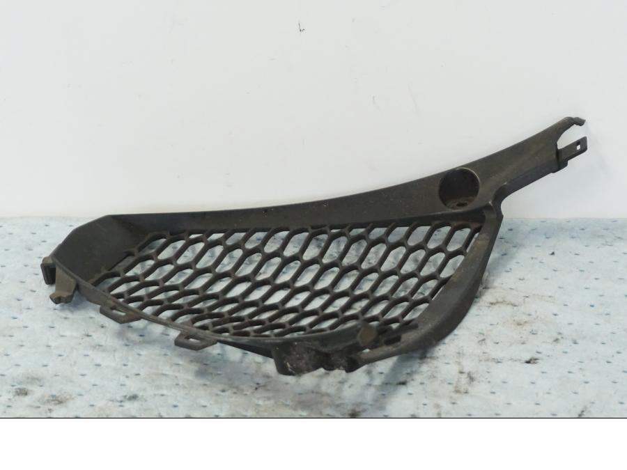 Höger sida på Trekanten från en Suzuki GSX-R 1000 -2008 motorcykel.