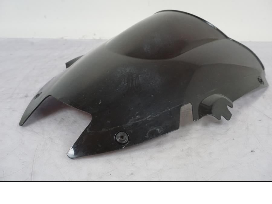 Framsidan på Vindruta från en Honda VTR 1000 F -1997 motorcykel.