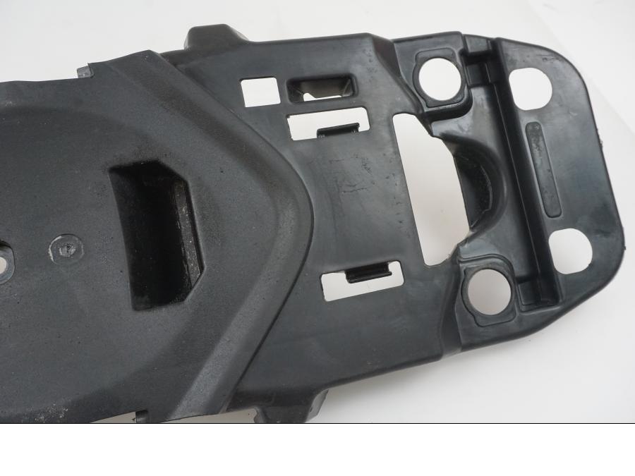 Extrabild5 på Undertail från en Suzuki GSX-R 750 -2009 motorcykel.