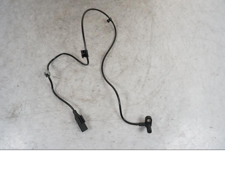 Framsidan på ABS givare från en BMW S 1000 XR -2019 motorcykel.