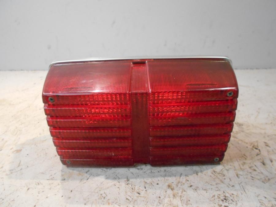 Framsidan på Baklampa från en Honda GL 500 -1982 motorcykel.