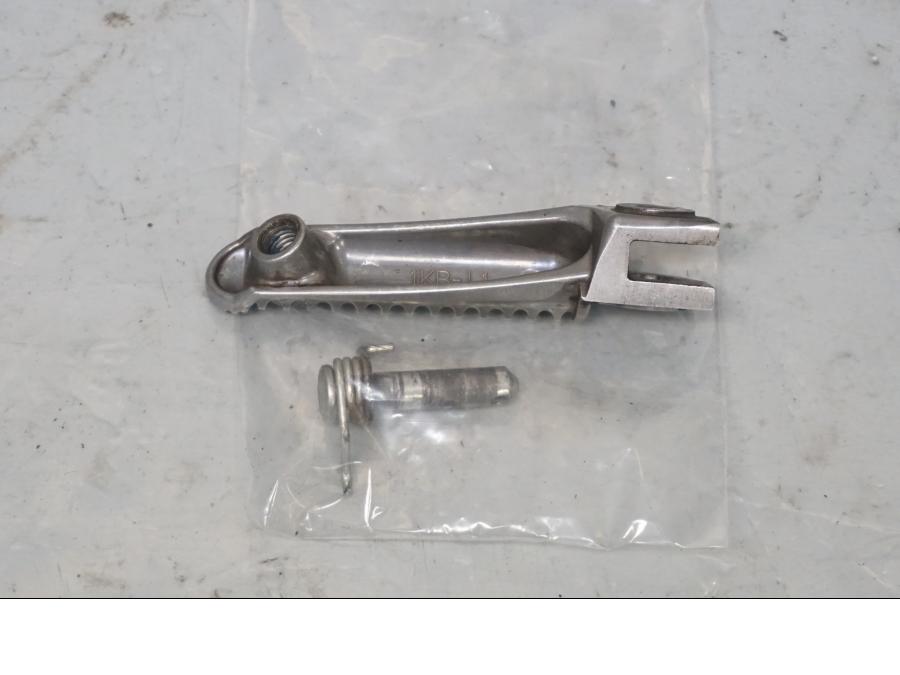 Baksidan på Fotpinne från en Yamaha YZF 1000 R1 -2017 motorcykel.