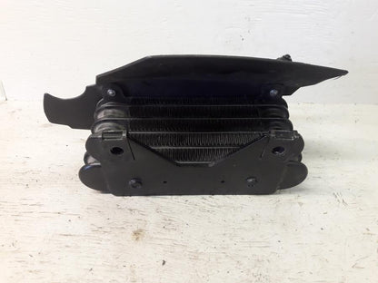 Baksidan på Oljekyl från en BMW R 1150 R -2004 motorcykel.