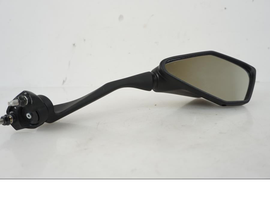 Framsidan på Backspegel från en Kawasaki Z 1000 -2018 motorcykel.