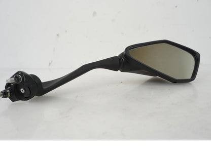 Framsidan på Backspegel från en Kawasaki Z 1000 -2018 motorcykel.