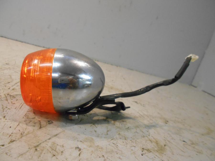 Baksidan på Blinkers från en Triumph Speedmaster -2010 motorcykel.