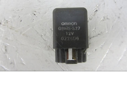 Framsidan på Relä från en Suzuki VS 1400 -1996 motorcykel.