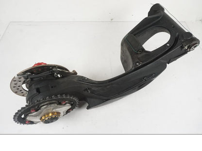 Extrabild5 på Sving från en MV Agusta Dragster -2014 motorcykel.