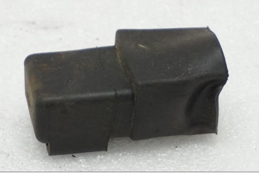 Framsidan på Relä från en Honda XL 1000 V -2008 motorcykel.