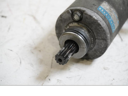 Baksidan på Startmotor från en Kawasaki ZXR 400 -1993 motorcykel.