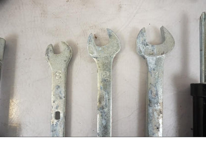 Snett uppifrån på Verktyg från en Honda VFR 1200 -2010 motorcykel.