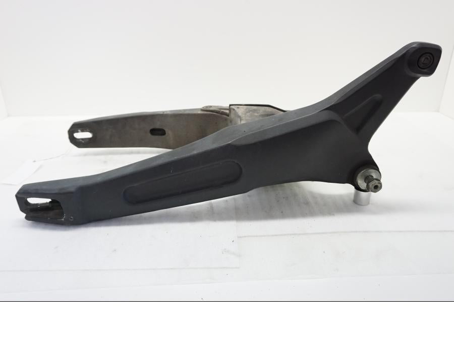 Baksidan på Sving från en Yamaha MT-03 -2007 motorcykel.