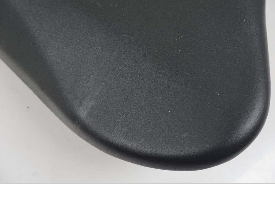 Baksidan på Sadel från en Suzuki GSX-R 1000 -2007 motorcykel.