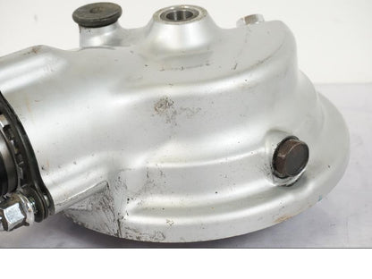 Vänster sida på Slutväxel från en Suzuki VL 800 -2002 motorcykel.