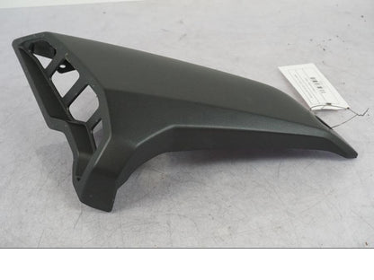 Vänster sida på Sidkåpa från en Yamaha MT-09 SP -2018 motorcykel.