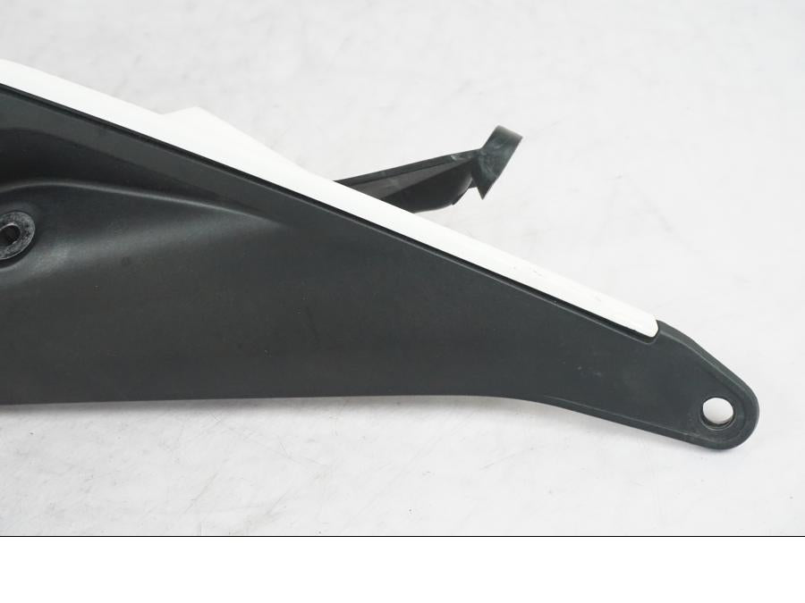 Extrabild1 på Bakvinge från en KTM 390 Duke -2018 motorcykel.