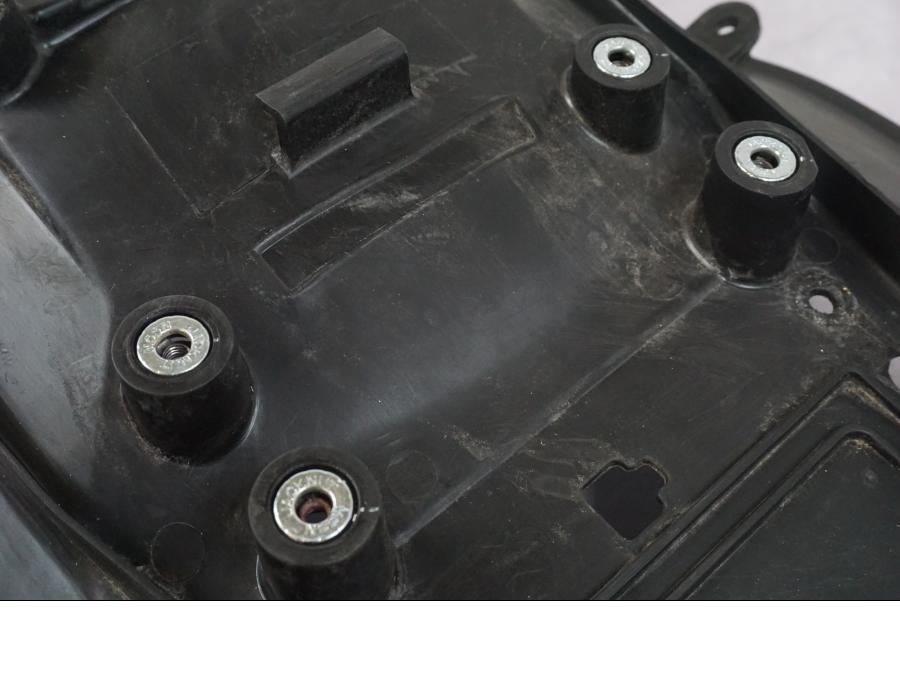 Extrabild1 på Undertail från en Kawasaki ZZ-R 1400 -2009 motorcykel.