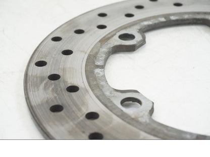 Baksidan på Bromsskiva från en Yamaha YZF 1000 R1 -2004 motorcykel.