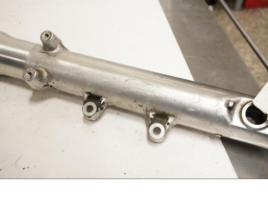 Snett uppifrån på Gaffelben från en Honda VT 600 C -1994 motorcykel.