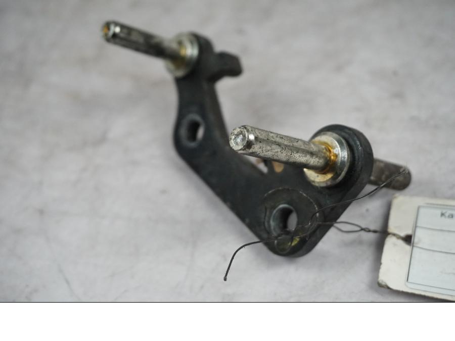 Höger sida på Bromsoksfäste från en Kawasaki VN 1700 Classic Tourer -2009 motorcykel.