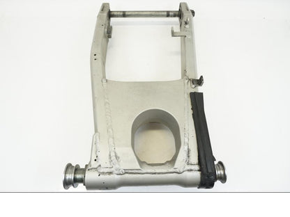 Snett uppifrån på Sving från en Kawasaki ZX-12R -2000 motorcykel.