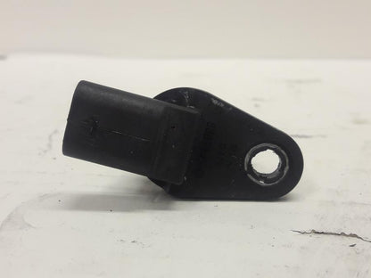 Baksidan på Vevaxelsensor från en BMW R 1250 RS -2020 motorcykel.