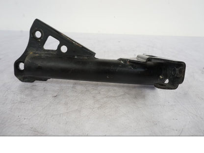 Höger sida på Toppkåpstag från en Kawasaki ER-6F -2010 motorcykel.