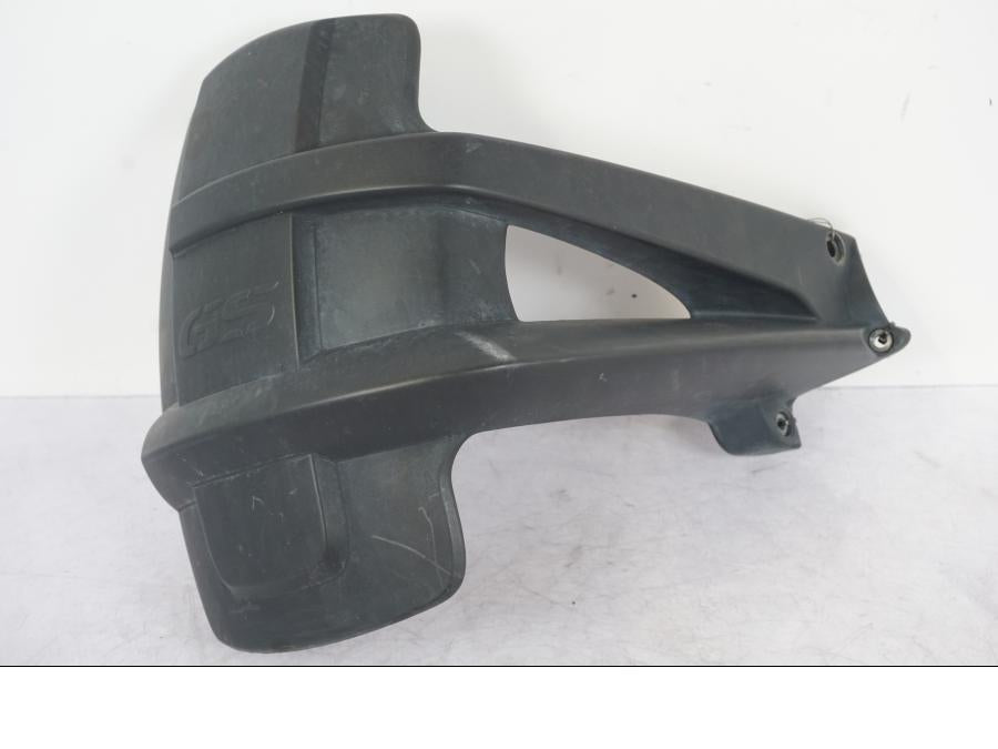 Framsidan på Stänkskydd från en BMW R 1200 GS -2005 motorcykel.