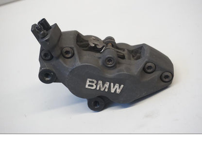 Framsidan på Bromsok från en BMW R 1200 GSA -2011 motorcykel.