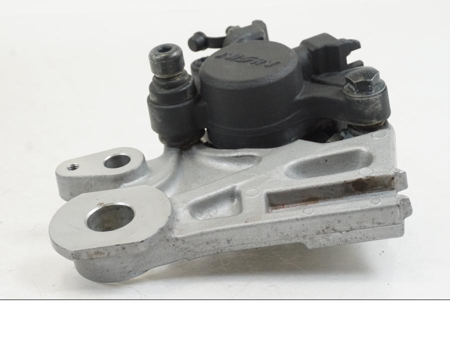 Baksidan på Bromsok från en Yamaha YZF R7 -2022 motorcykel.