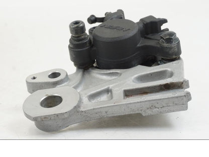 Baksidan på Bromsok från en Yamaha YZF R7 -2022 motorcykel.